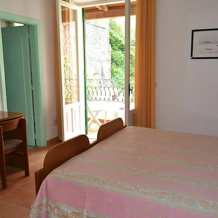 Bina Sant'Angelo (Isola d'Ischia)