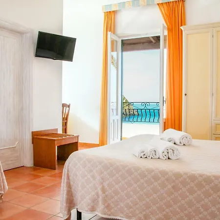 Bina Hotel